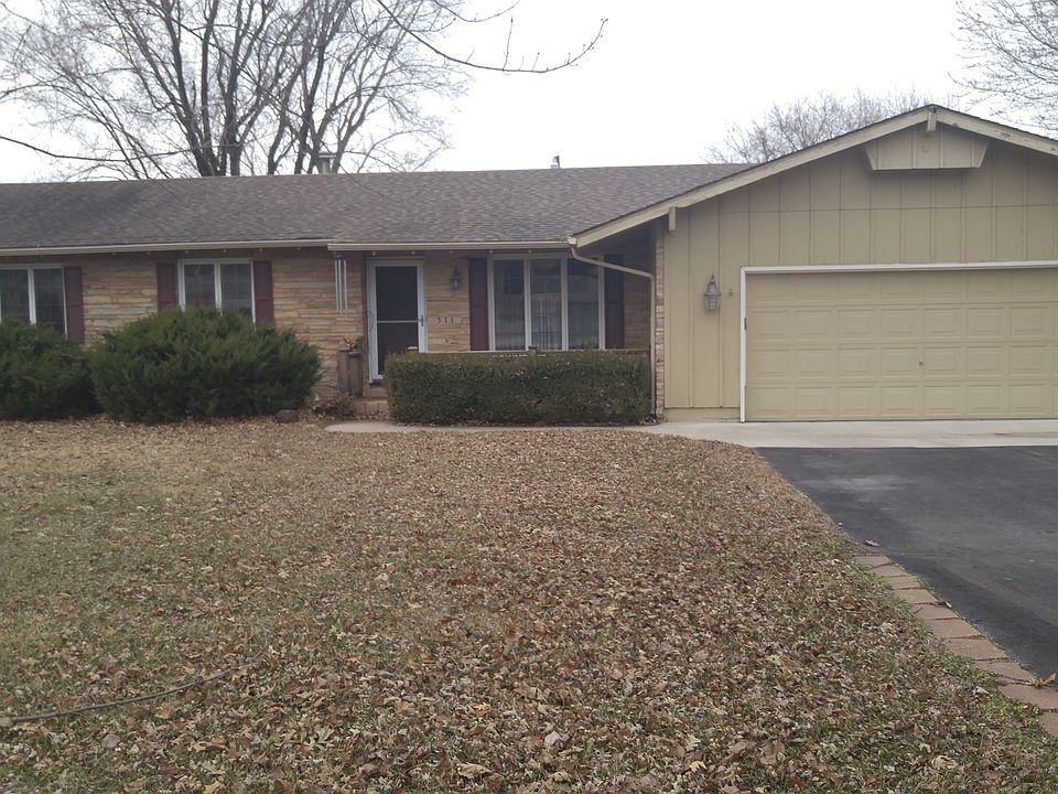 511 S Westview