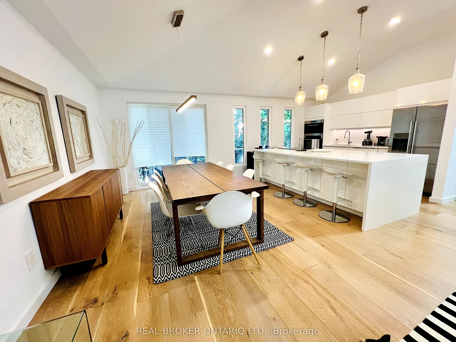 3 bed, $4,750 — Photo 3