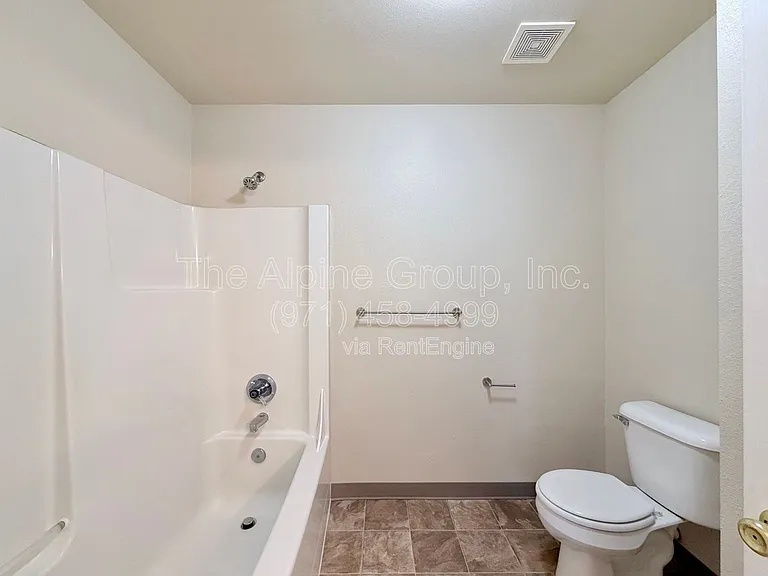 3986 SW Pinewood Way — Photo 16