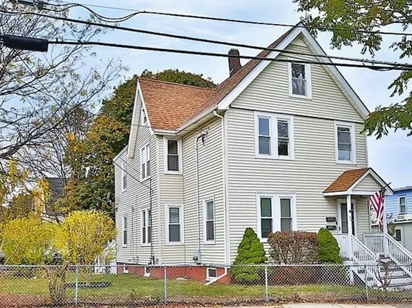 92 Lynn St, Everett, MA 02149