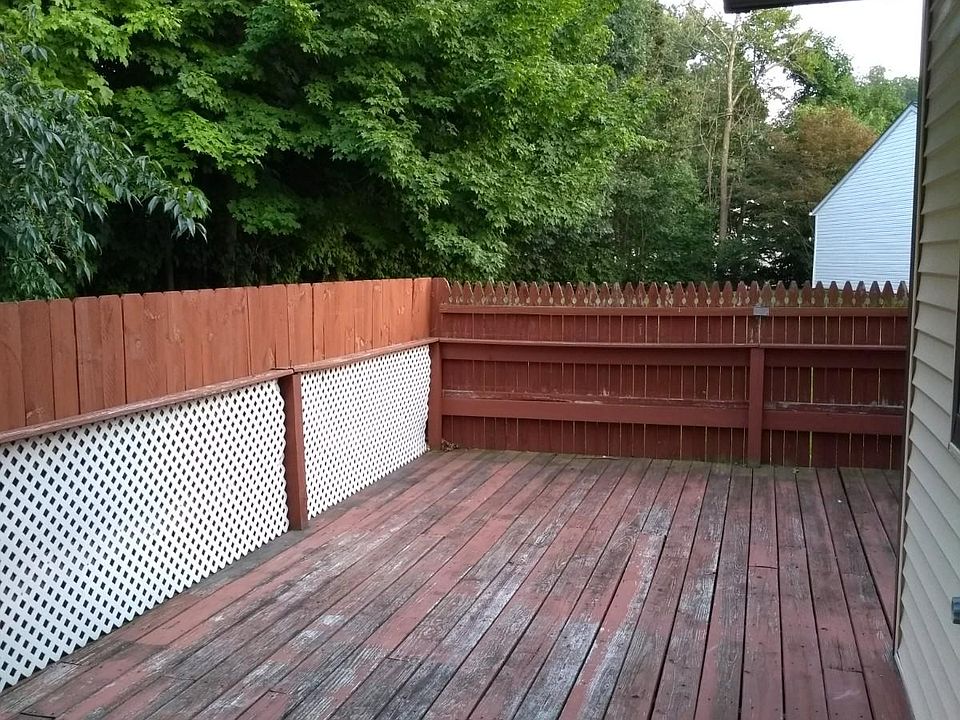2nd image of 7047 Woodthrush Ave