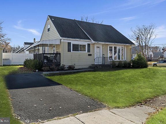 3rd image of 34 Andy Snyder Rd