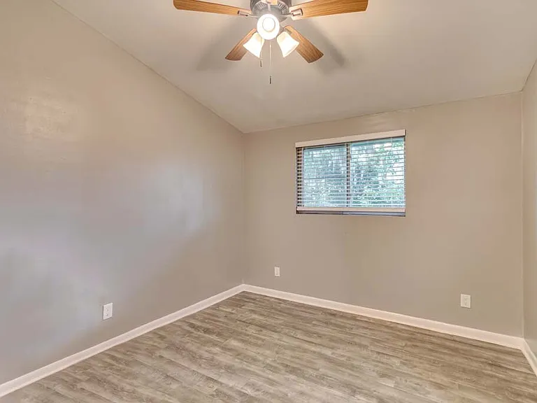 12444 Largo Dr — Photo 12