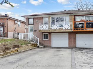 225 Pineway Blvd, Toronto, ON M2H1B5