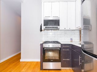 700 Hancock St #1R, Brooklyn, NY 11233