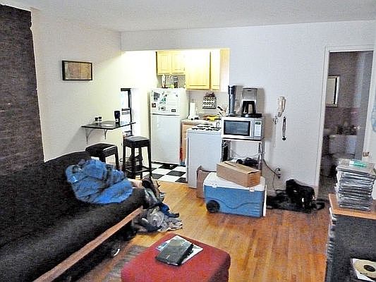 2nd image of 345 W 48th St #2A