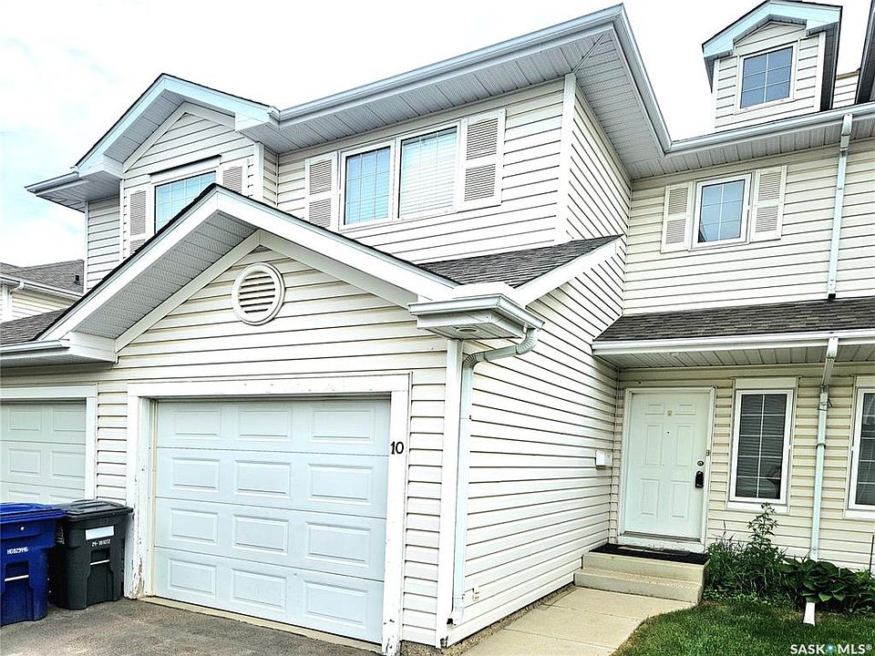 1st image of UNIT 10-410 Keevil CRESCENT