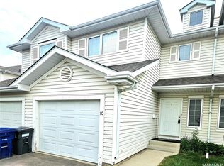 410 Keevil Cres #10, Saskatoon, SK S7N4R6