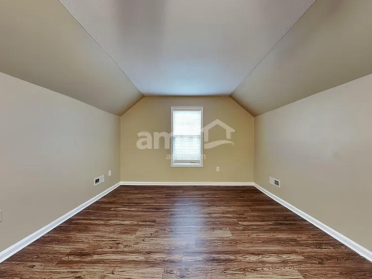 112 Pine Orchard Ct — Photo 18