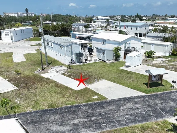 8 Helen Ln, Fort Myers Beach, FL 33931