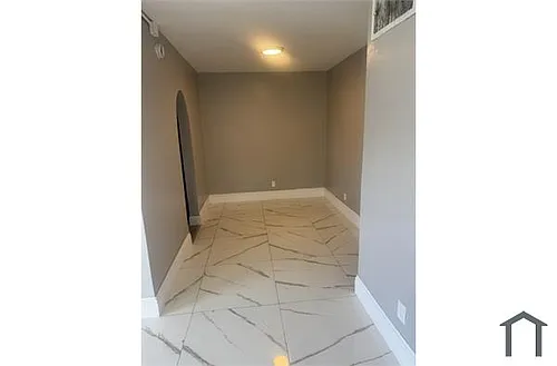 1021 NE 8th Ave #55 Photo 1