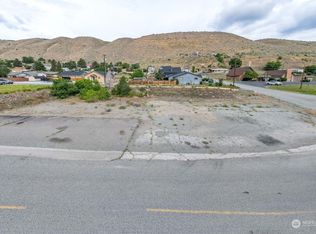 0 Warren Ave, Pateros, WA