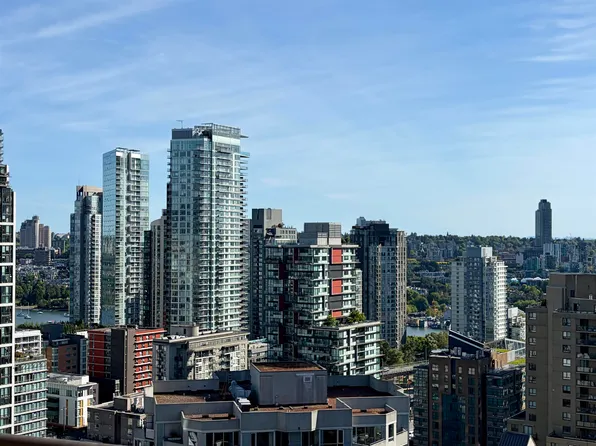 1189 Howe St #2607, Vancouver, BC V6Z 2X4