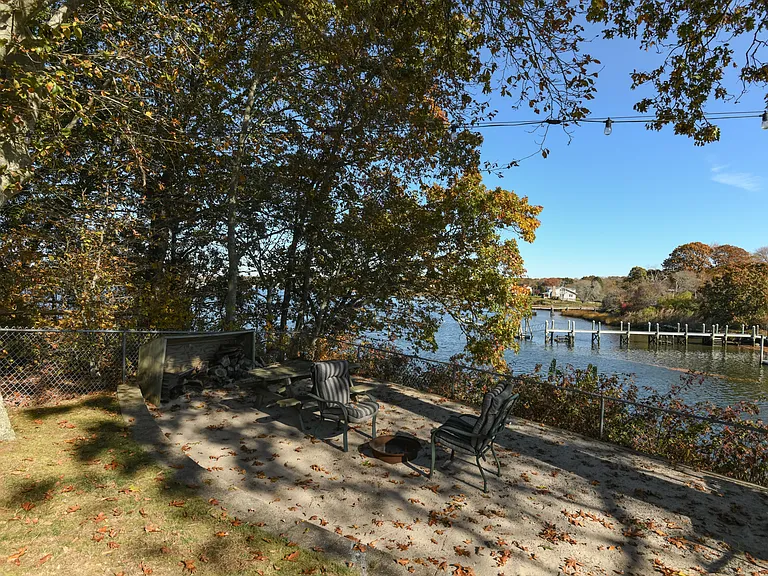 228 Wood Hill Rd — Photo 27