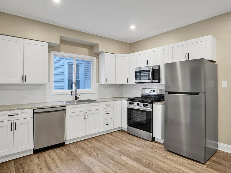 59 Fredro St #1 — Photo 14