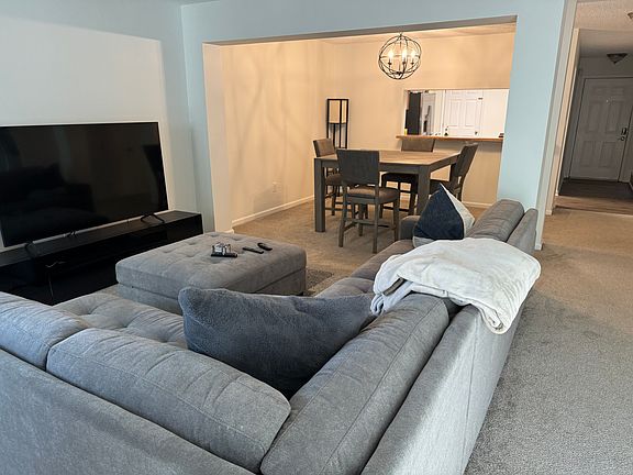 5th image of 4505 Renwood Ct