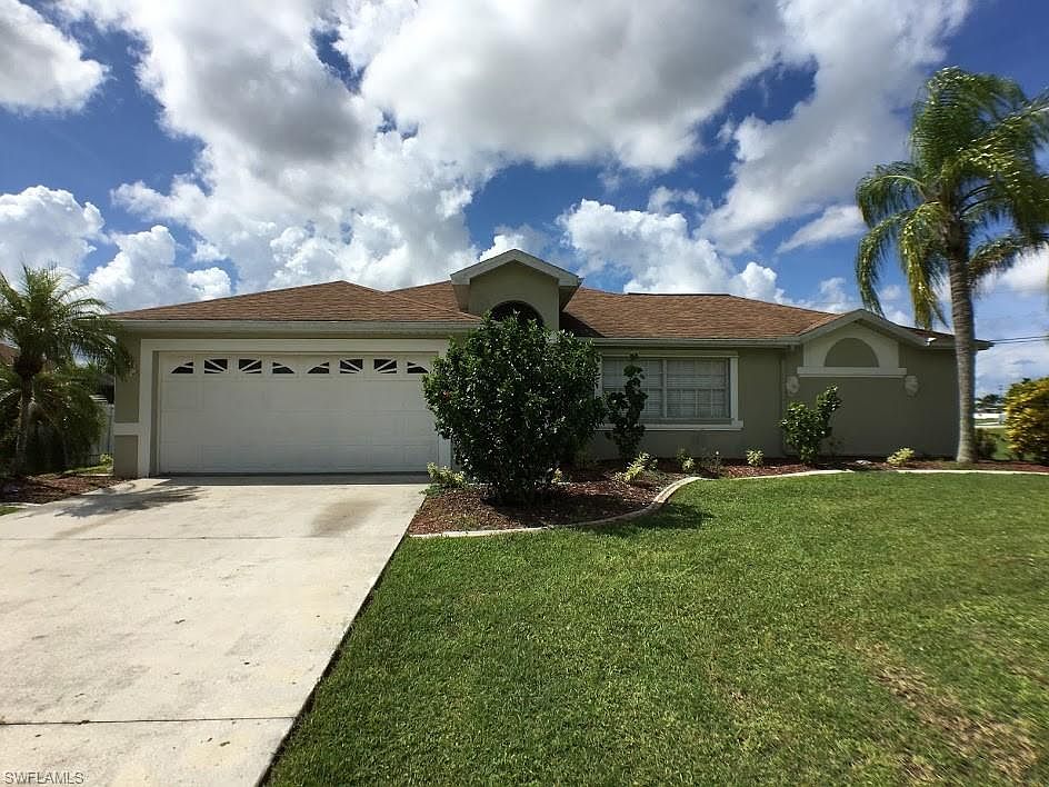 1st image of 1520 SW 28th Ter