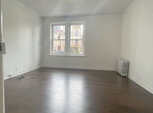22-61 26th St #1F, Astoria, NY 11105