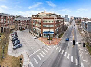 2929 McGee Trafficway #305, Kansas City, MO 64108