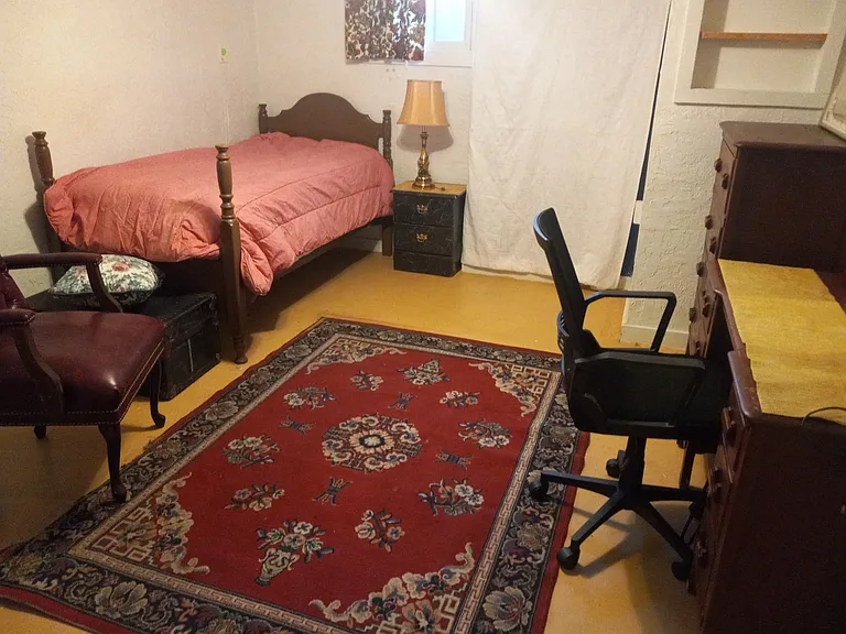 544 S Douglas St #B — Photo 4