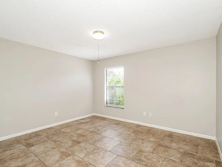 225 Bayhead Dr — Photo 12