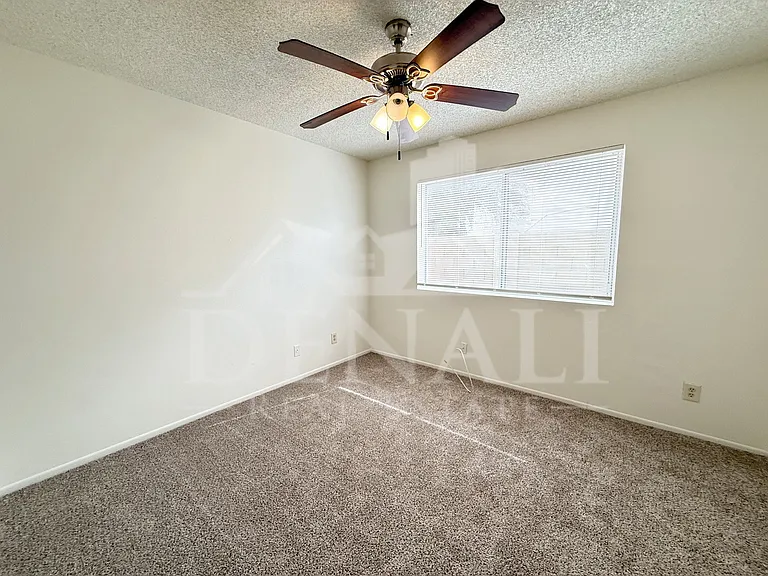 1016 W Nido Ave — Photo 17
