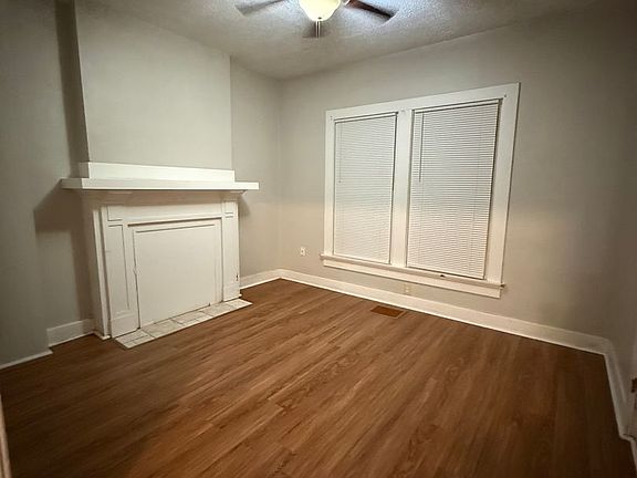 3rd image of 113 Johnson St #113