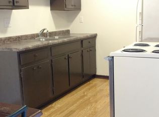 1115 Doreen Ct #6, Waterloo, IA 50701