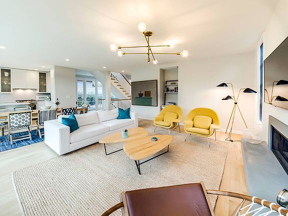 3rd image of 32 Miller Ln