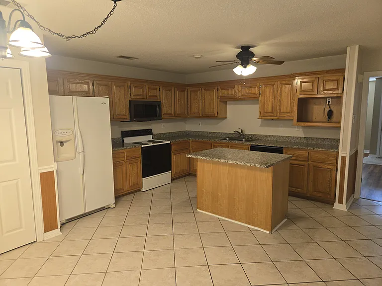 1082 Pueo Ct — Photo 5