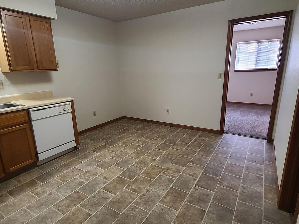 130 NW Vesper St APT J, Blue Springs, MO 64014 Zillow