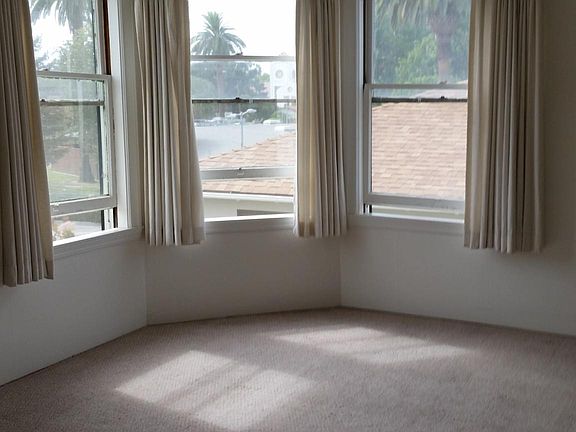 3rd image of 1085 Santa Clara St APT 7