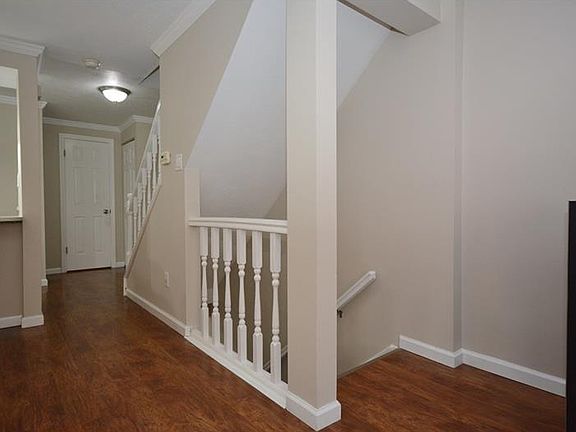 4th image of 111 Timberidge Dr