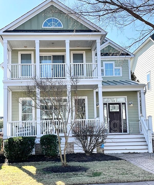 1st image of 2604 E Pembroke Ave