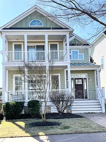 2604 E Pembroke Ave Photo 1