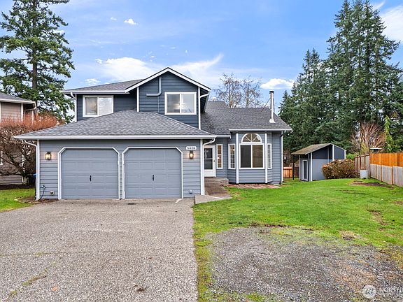 3rd image of 5404 158th Place SW