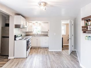 44 Rochester St, Chicopee, MA 01020