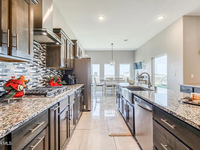 2375 Enchanted Peaks Ln — Photo 17