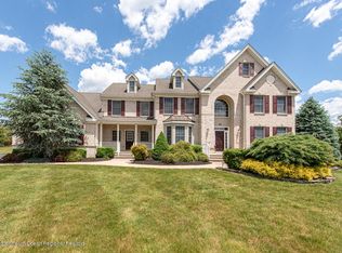 29 Rifkin Ct, Manalapan, NJ 07726