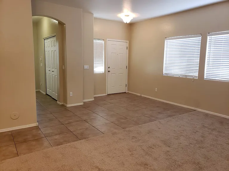 44714 W Alamendras St — Photo 5