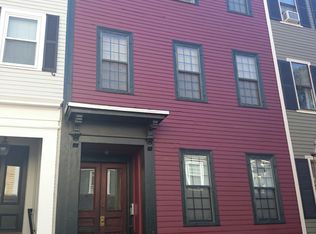 31 Pleasant St, Charlestown, MA 02129