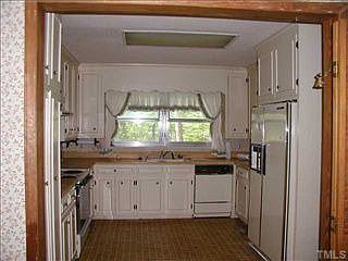 5th image of 609 Brookwood Dr