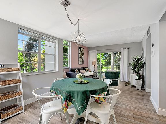 4th image of 1820 New Palm Way #208