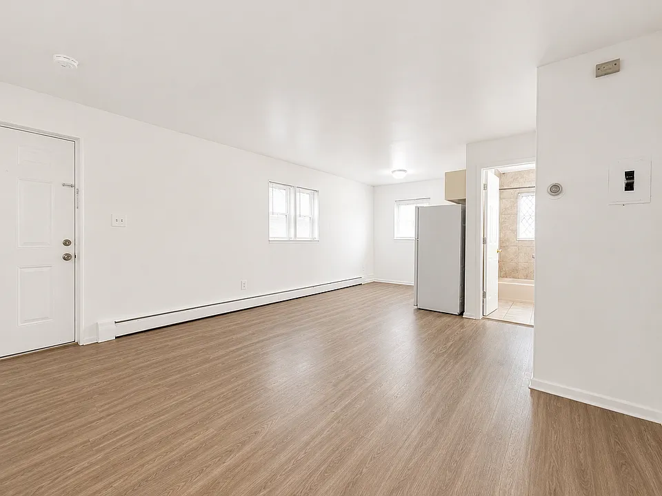55 Handy St #1R
