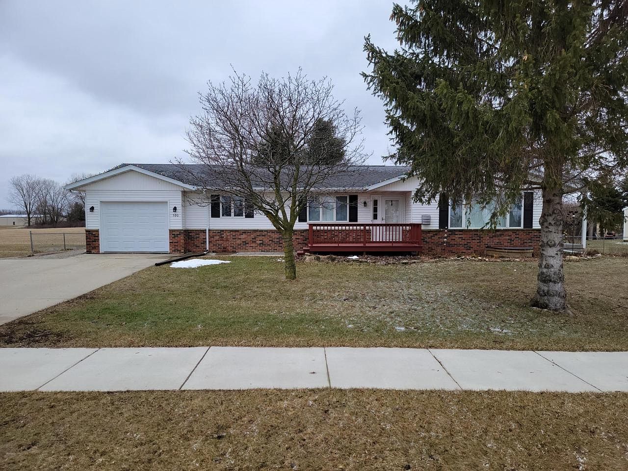 590 South Main St, Juneau, WI 53039 Zillow