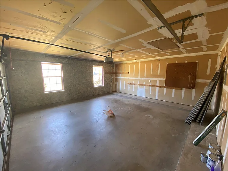1806 Dublin Dr — Photo 31