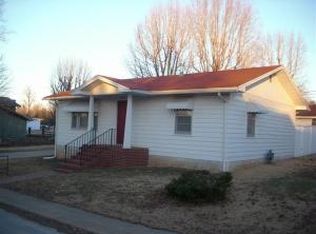 304 S 7th St, Ozark, MO 65721
