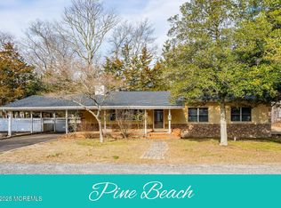 85 Midland Ave, Pine Beach, NJ 08741