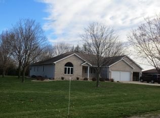 12 Wind Fall Ln, Cantrall, IL 62625