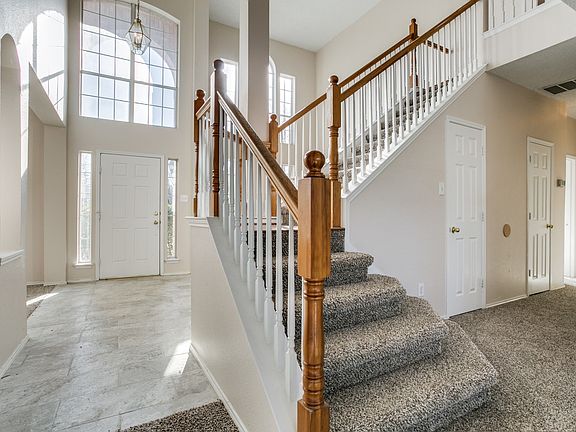 4th image of 5200 Vineyard Ln